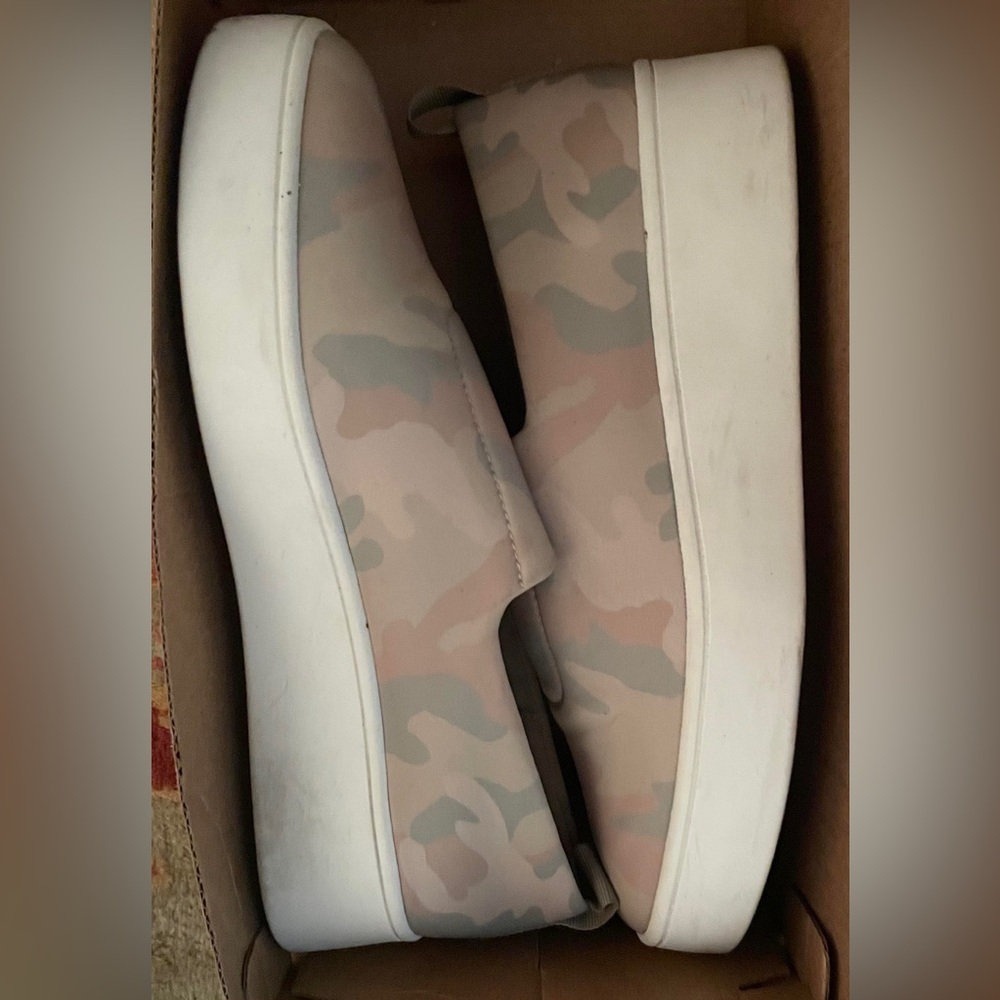 Army Colored Platform Shoes Size 7.5